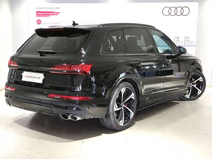 Фото 4 - Audi SQ7