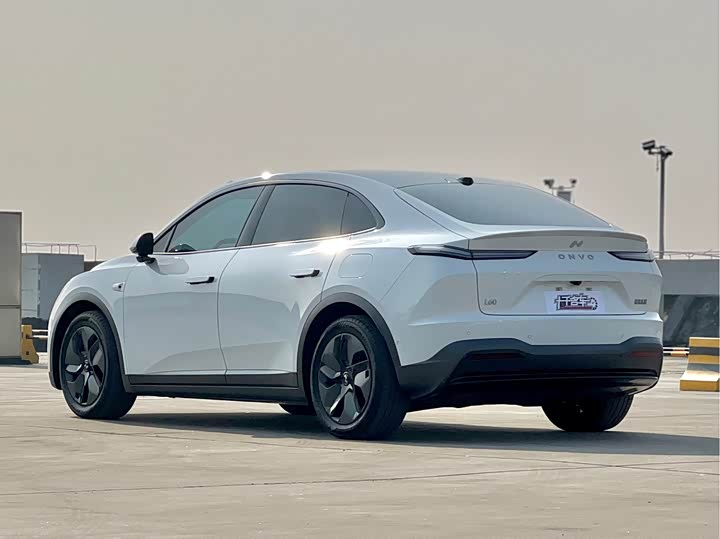 Фото 3 - Nio Onvo L60