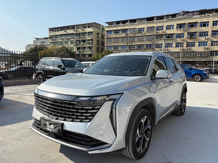 Фото 1 - Geely Atlas L