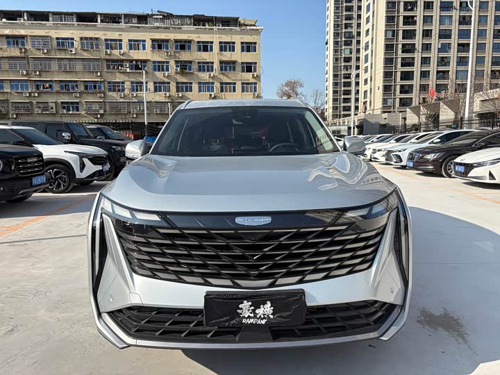 Фото 4 - Geely Atlas L