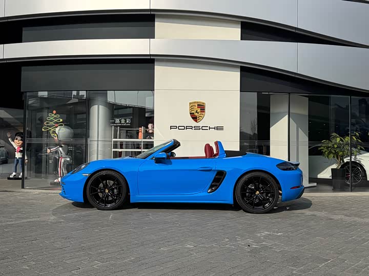 Фото 4 - Porsche 718