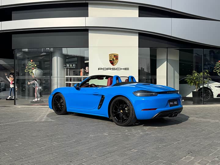 Фото 8 - Porsche 718