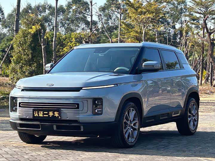 Фото 1 - Geely Icon