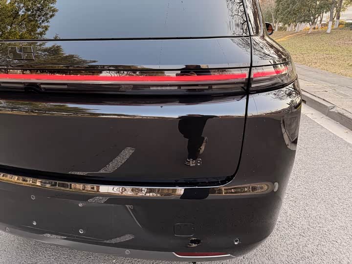 Фото 7 - LiXiang L8