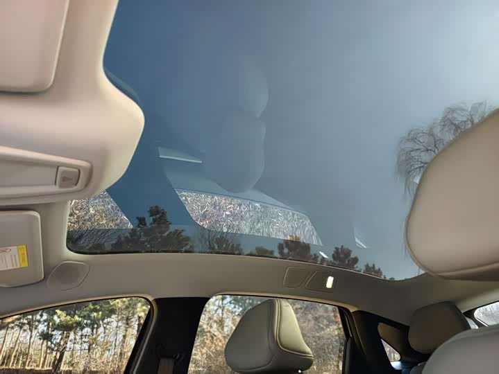 Фото 7 - XPeng Mona M03