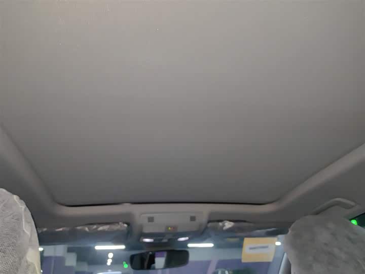 Фото 8 - Volkswagen Tharu