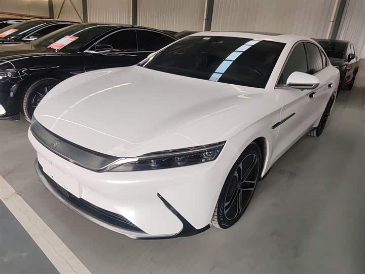 Фото 1 - BYD Han