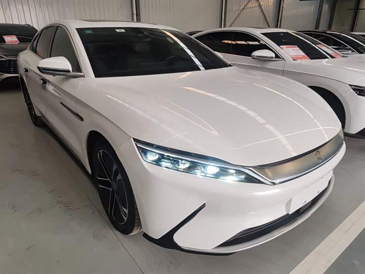 Фото 4 - BYD Han