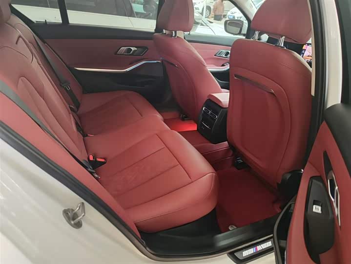 Фото 8 - BMW 3 Series