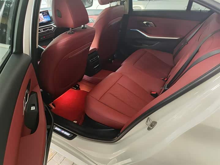 Фото 9 - BMW 3 Series