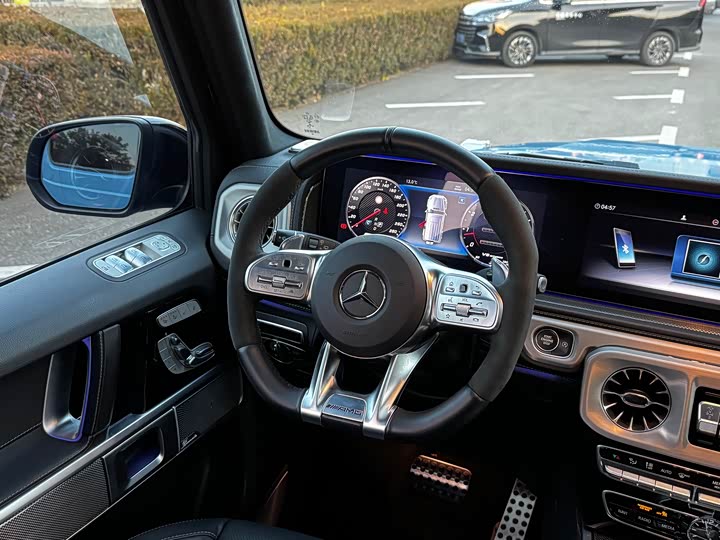 Фото 7 - Mercedes-Benz G-Class AMG