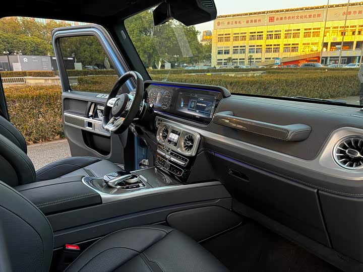 Фото 8 - Mercedes-Benz G-Class AMG