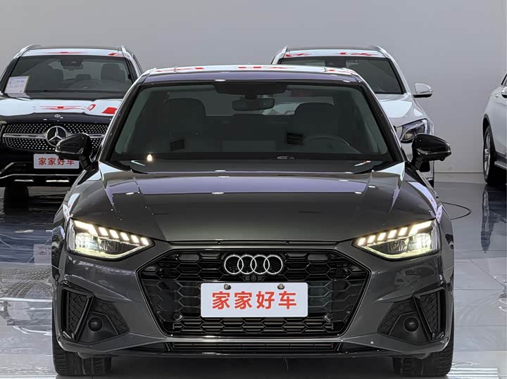 Фото 2 - Audi A4L