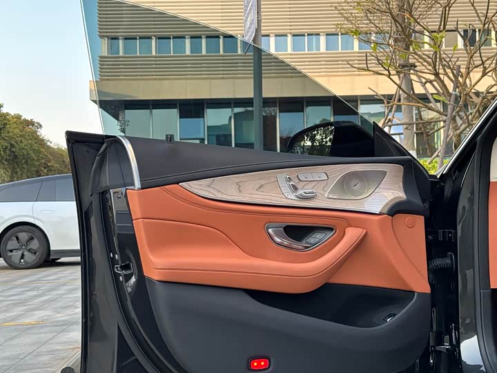 Фото 5 - Mercedes-Benz CLS-Class