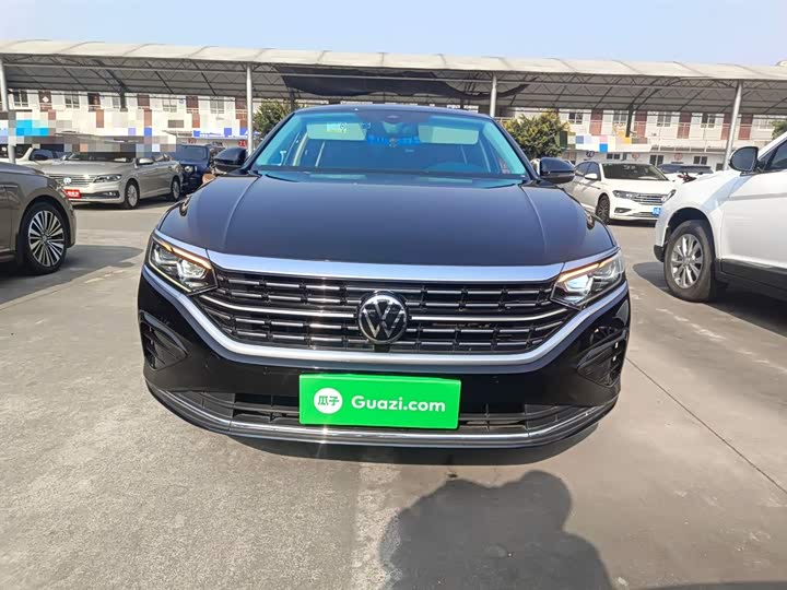 Фото 3 - Volkswagen Passat