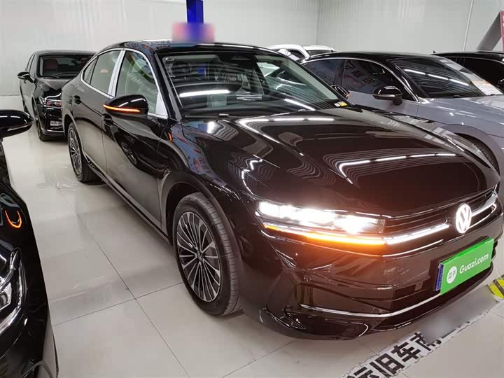 Фото 4 - Volkswagen Magotan