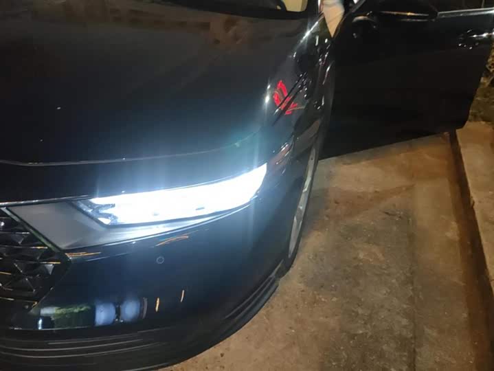 Фото 5 - Honda Accord