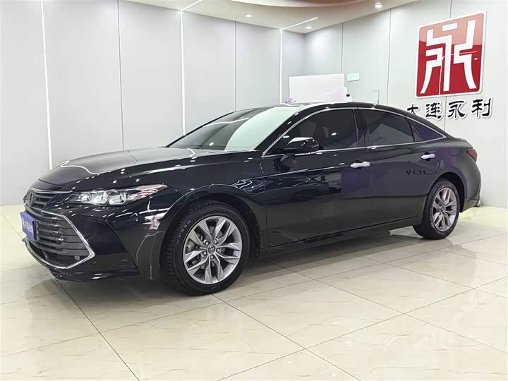 Фото 1 - Toyota Avalon