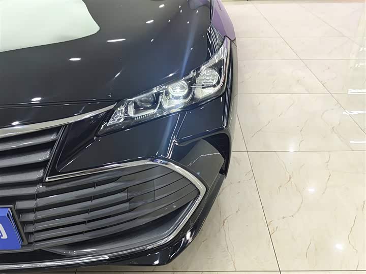 Фото 7 - Toyota Avalon