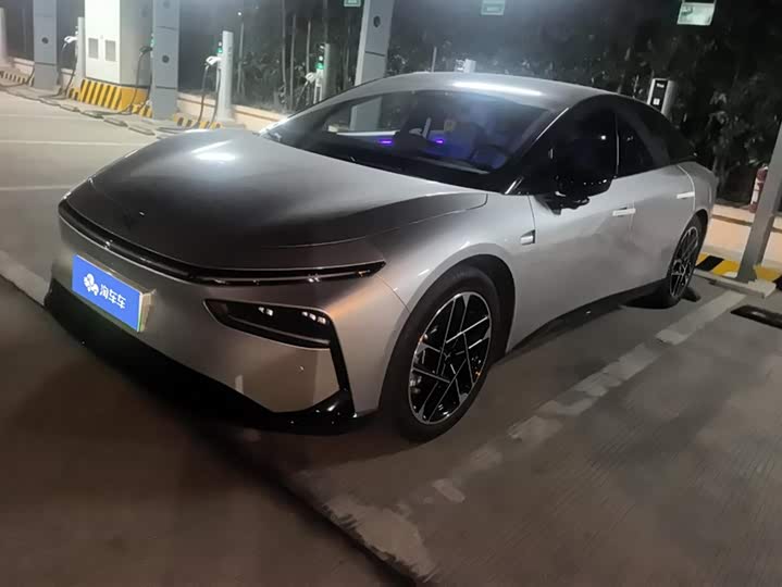 Фото 1 - XPeng F57