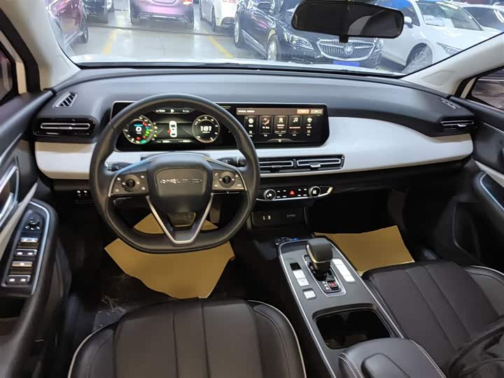 Фото 9 - Beijing EU5 Plus