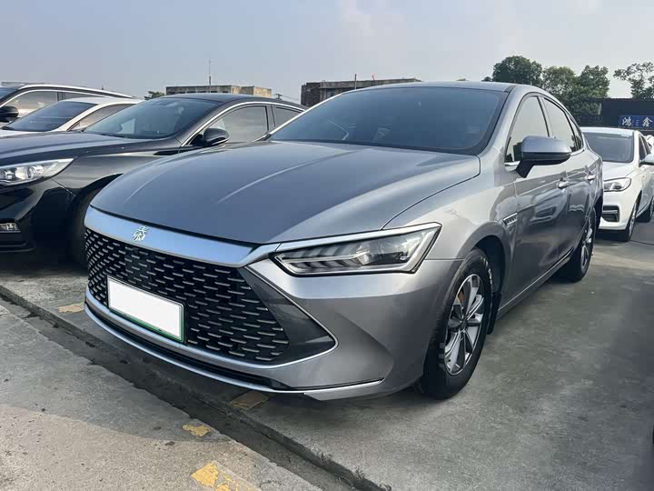 Фото 1 - BYD Qin Plus
