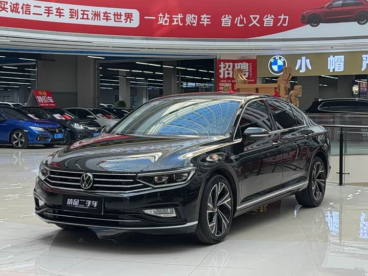 Фото 1 - Volkswagen Magotan