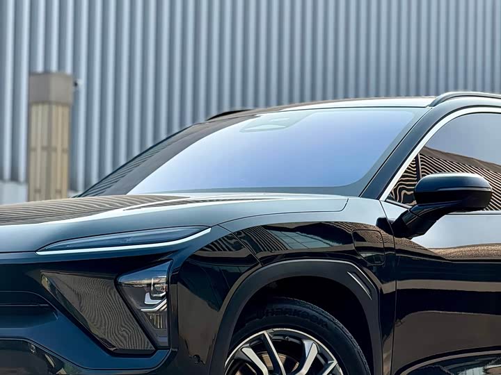 Фото 4 - Nio ES6