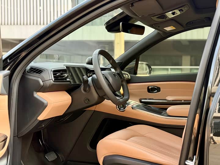 Фото 6 - Nio ES6