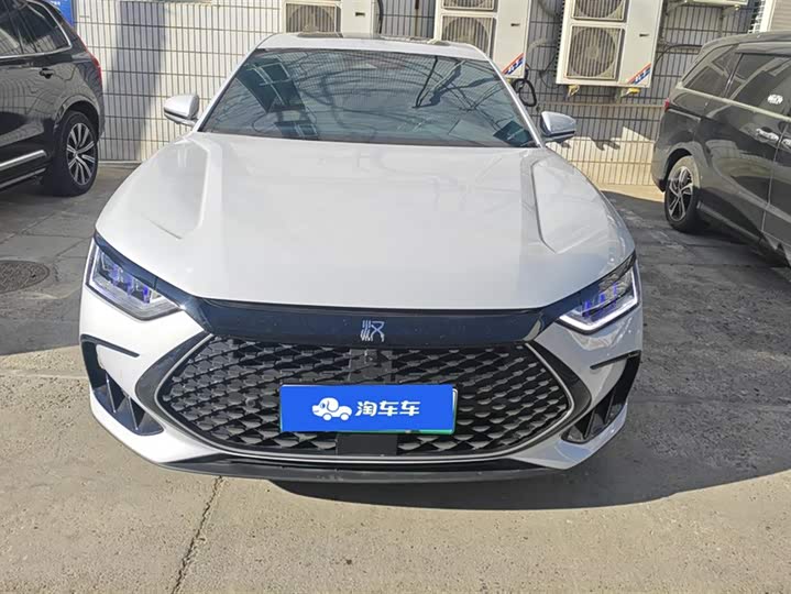 Фото 2 - BYD Han