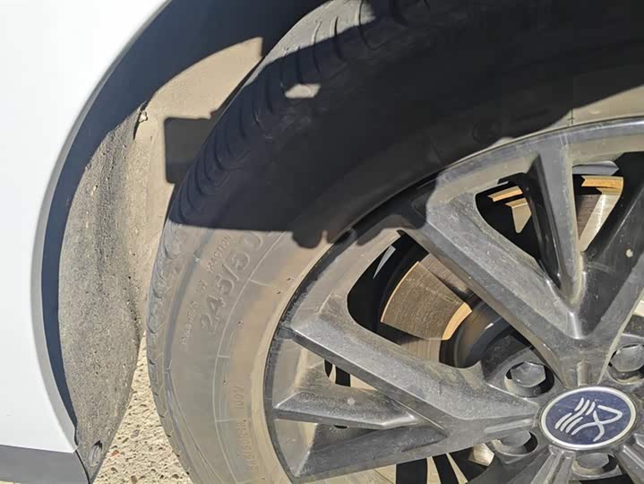 Фото 6 - BYD Han