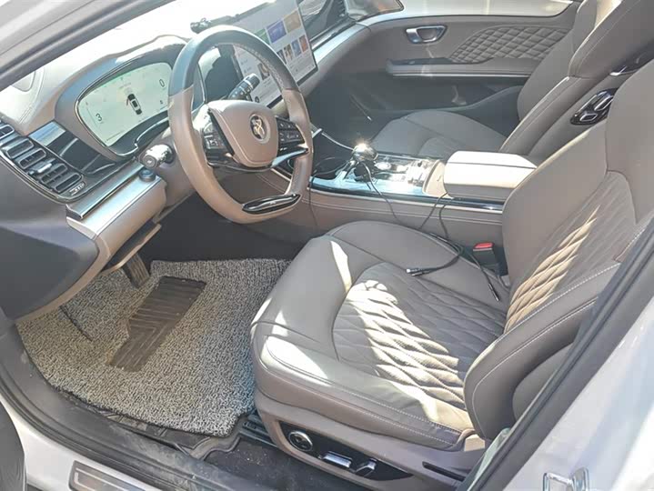 Фото 9 - BYD Han