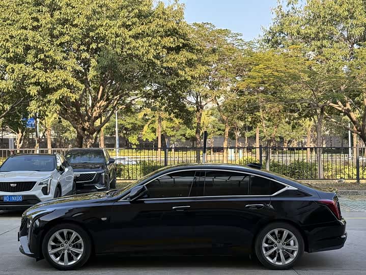 Фото 8 - Cadillac CT5