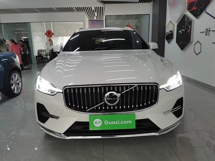 Фото 3 - Volvo XC60