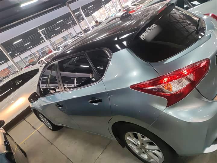 Фото 5 - Nissan Tiida