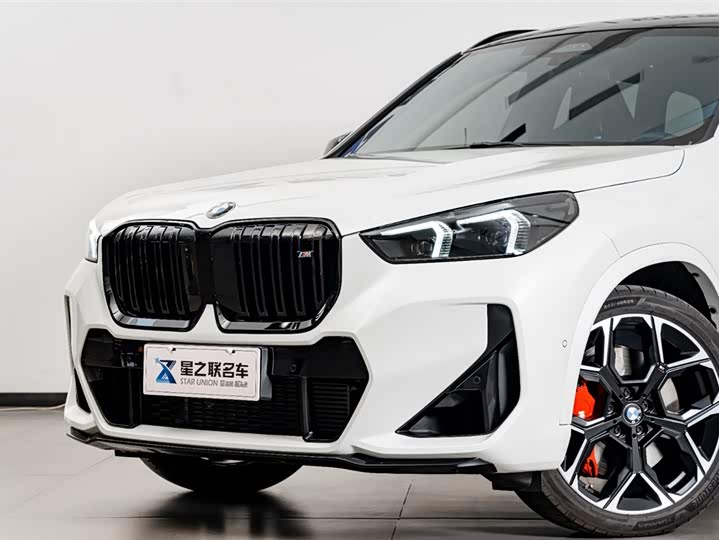 Фото 3 - BMW X1