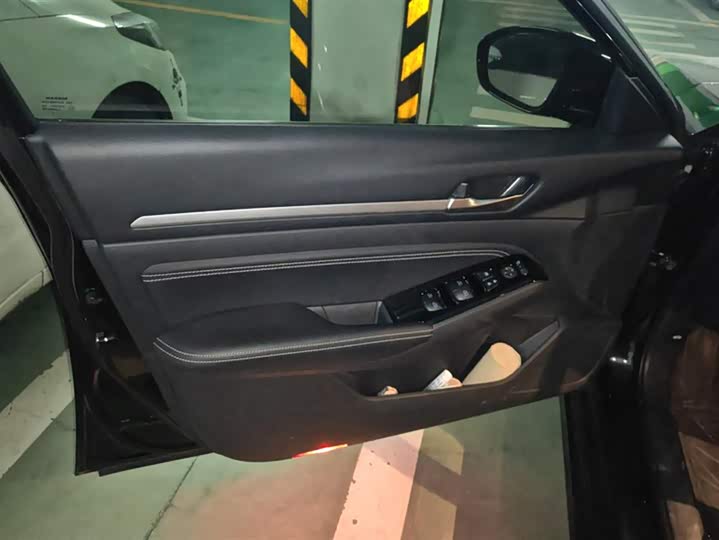 Фото 7 - Nissan Teana