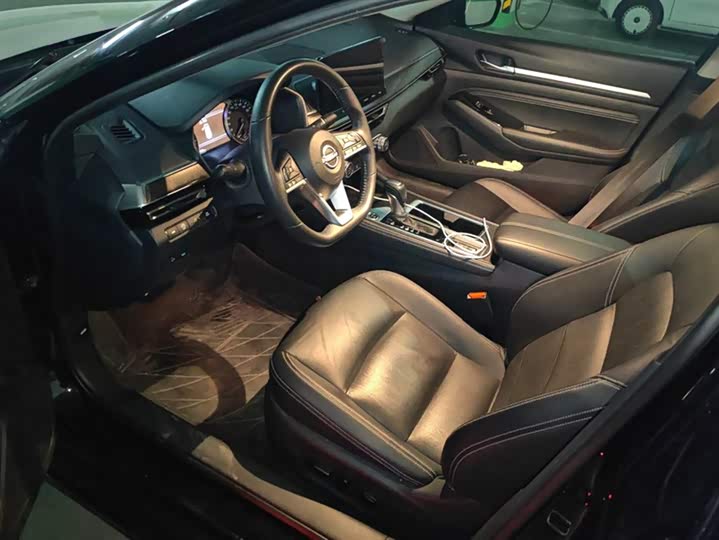 Фото 9 - Nissan Teana