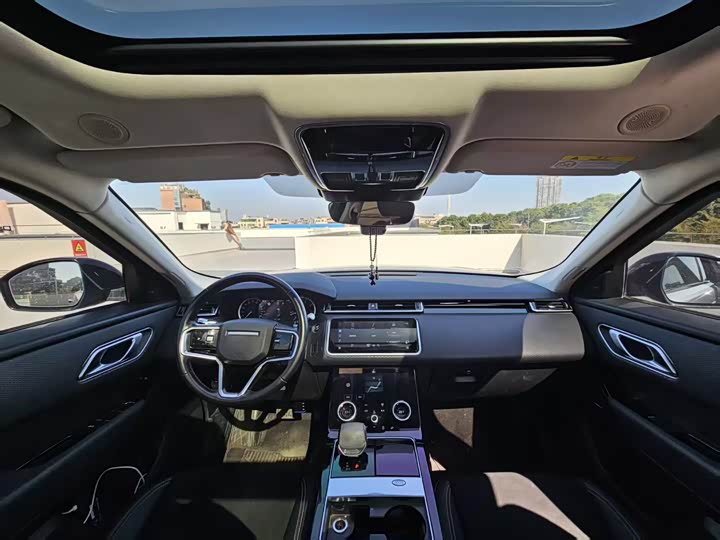 Фото 6 - Land Rover Range Rover Velar