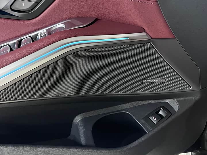 Фото 3 - BMW 3 Series