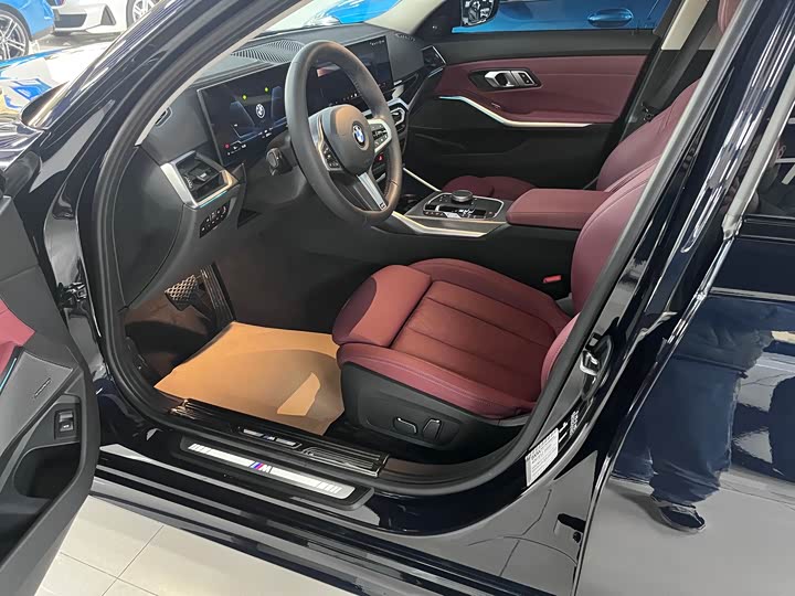 Фото 4 - BMW 3 Series