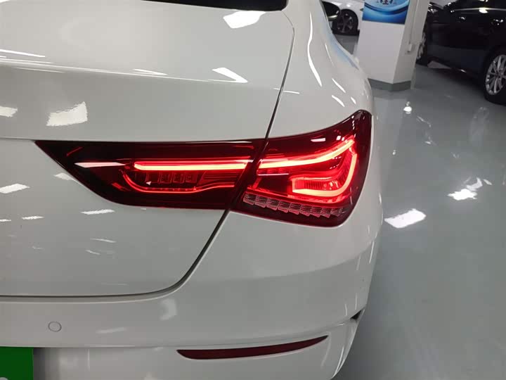 Фото 8 - Mercedes-Benz CLA-Class