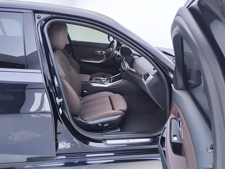 Фото 8 - BMW 3 Series