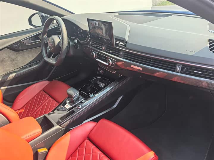 Фото 7 - Audi S4