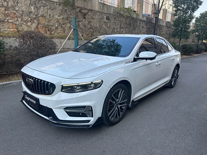 Фото 1 - Geely Preface