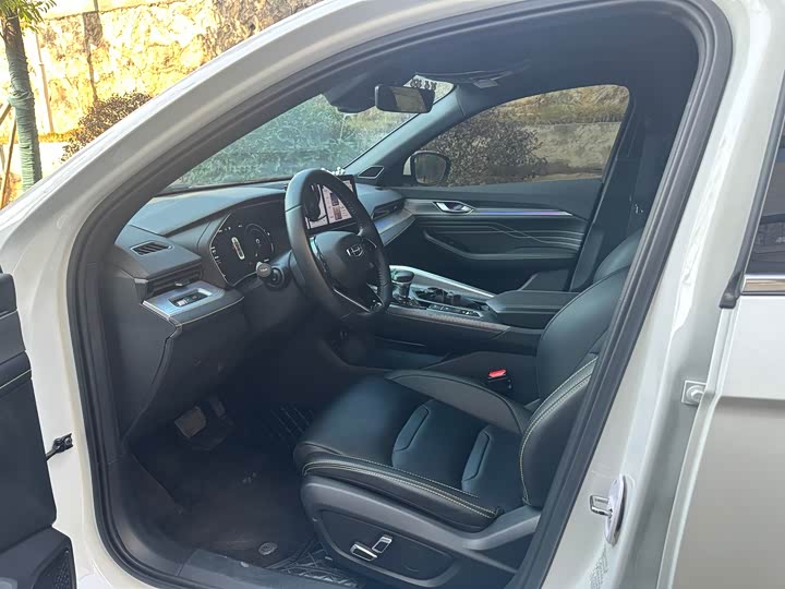 Фото 5 - Geely Preface