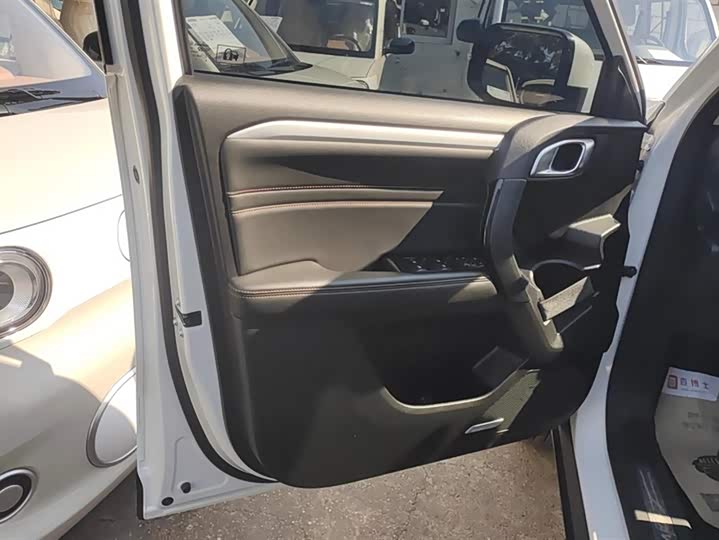 Фото 7 - Haval Dargo