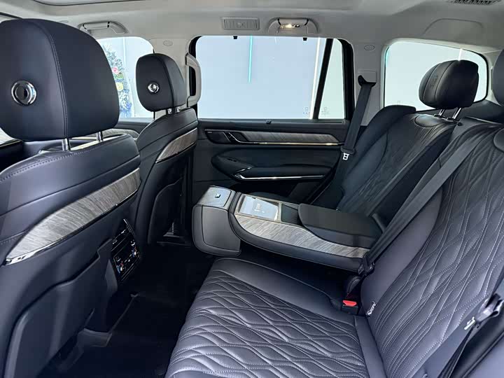 Фото 9 - Tank 500