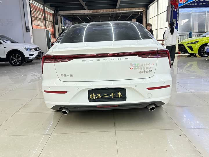 Фото 5 - Bestune B70