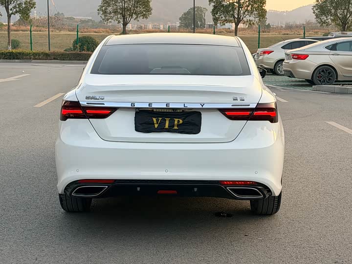 Фото 5 - Geely Binrui